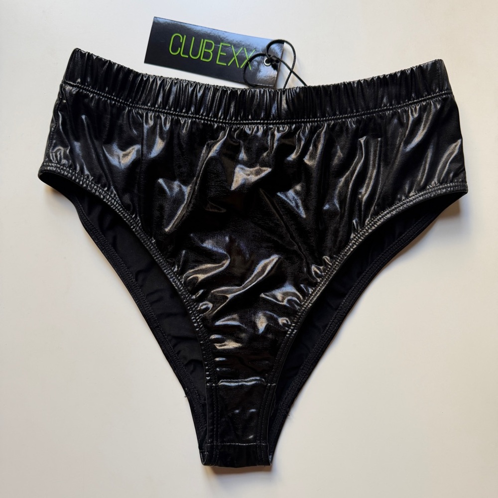 Dolls Kill Club Exx Dark Euphoric Metallic Bottoms Shiny Black Booty Shorts XS